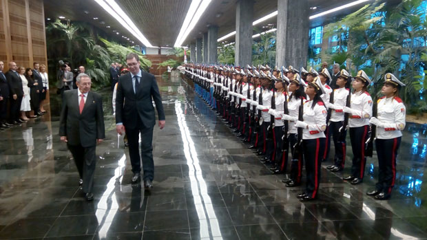 Вучић: Лепо је било бити Србин на Куби (ФОТО)